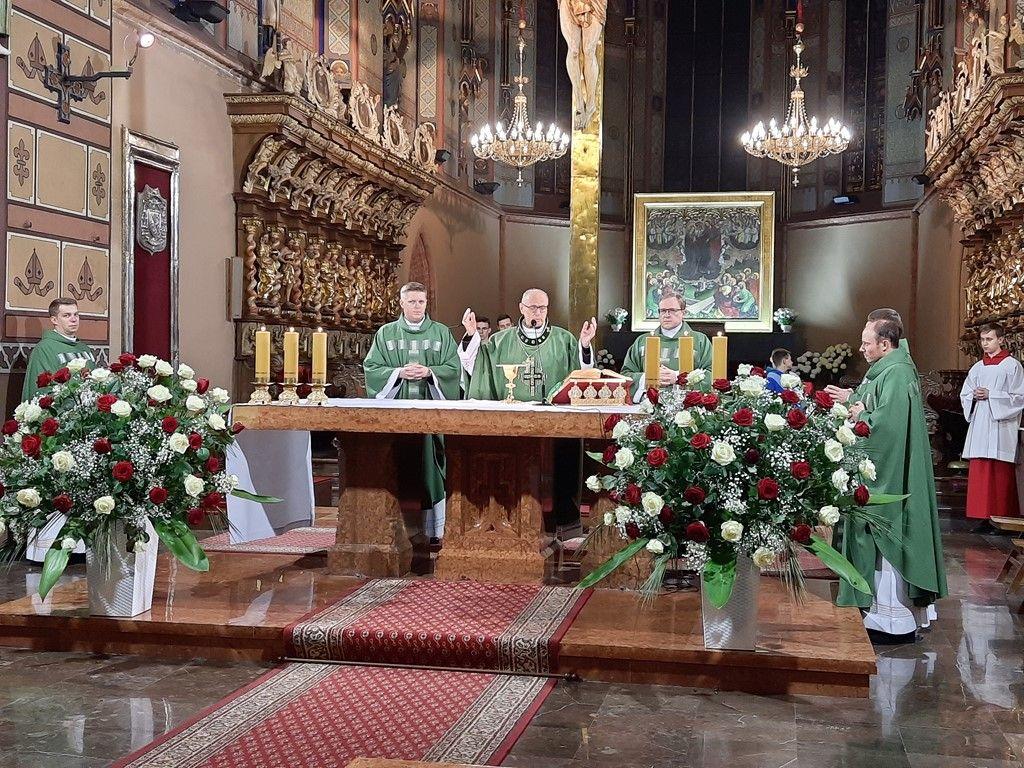 Bp Mering przewodniczył Mszy św. w rocznicę śmierci bp. Dembowskiego