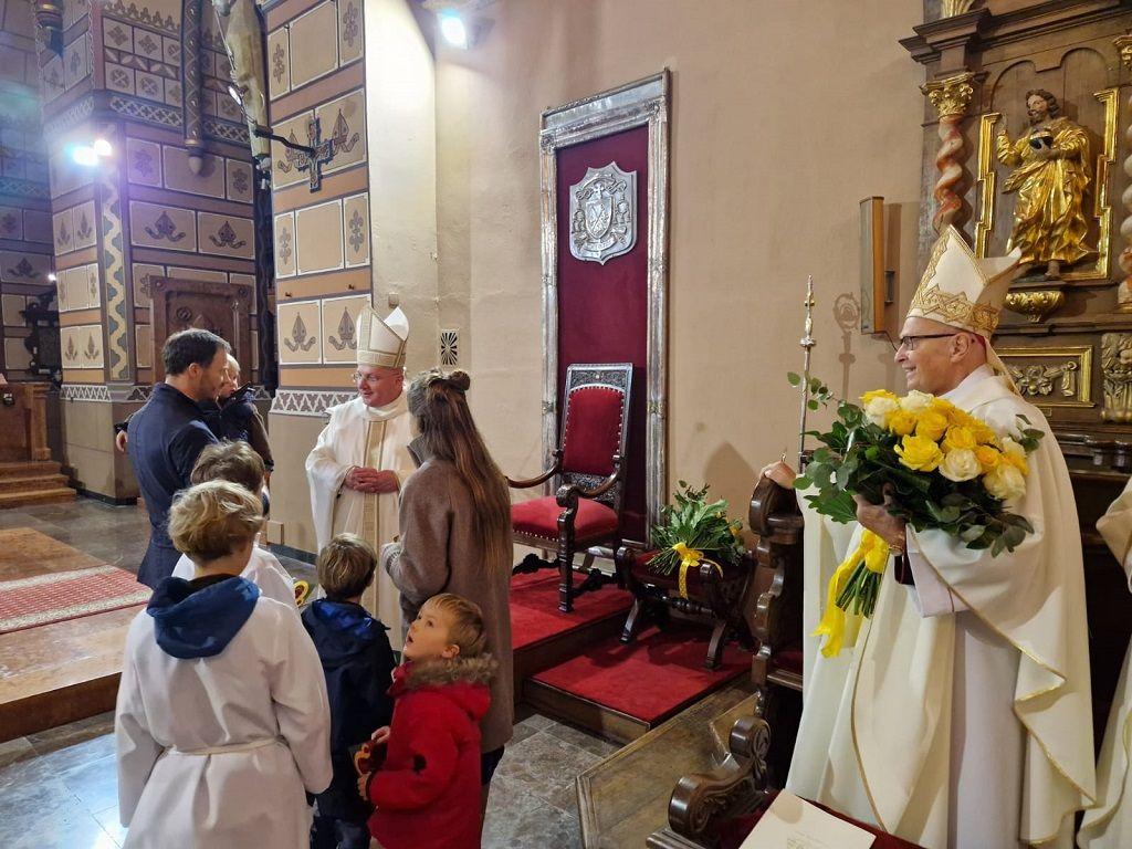 Włocławek: jubileuszowa pielgrzymka Rycerzy Kolumba do katedry