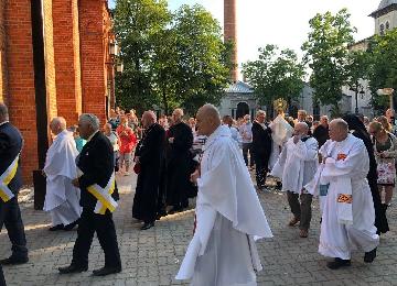 Kościół parafialny - procesja eucharystyczna
