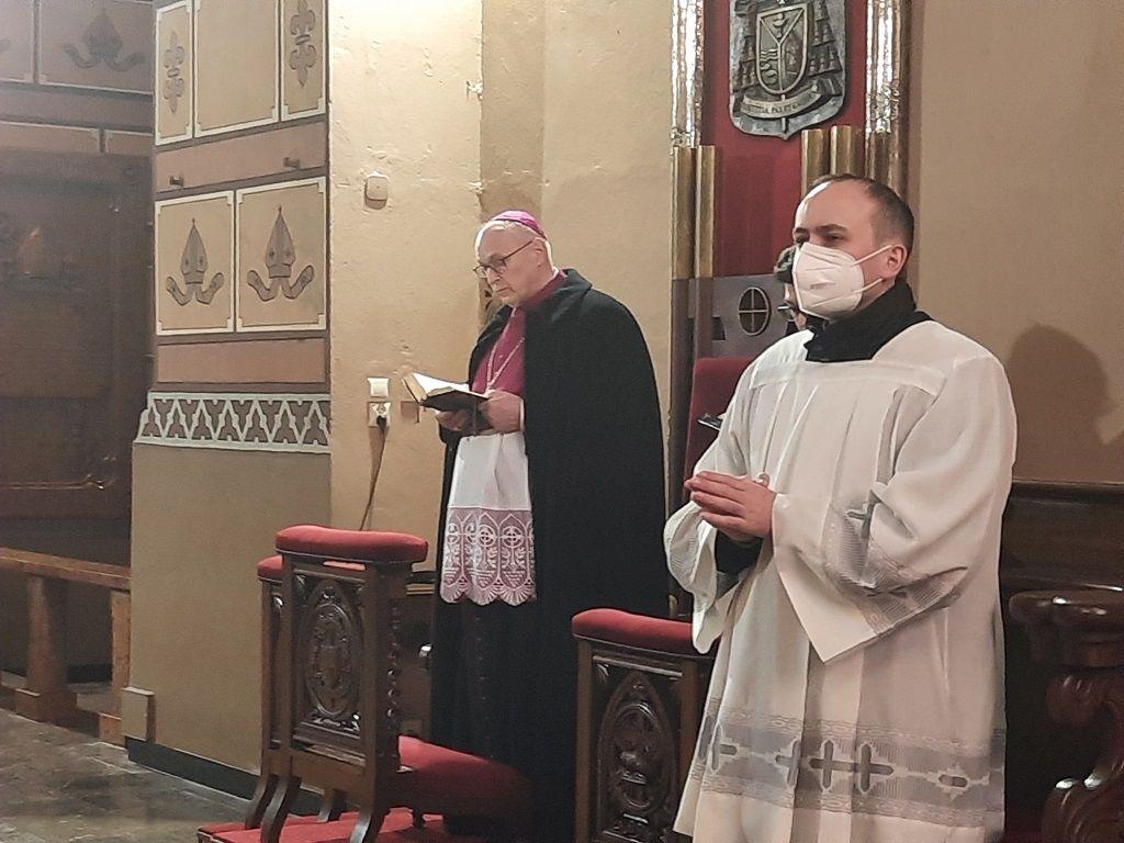 Biskup Włocławski przewodniczył wielkosobotniej modlitwie brewiarzowej