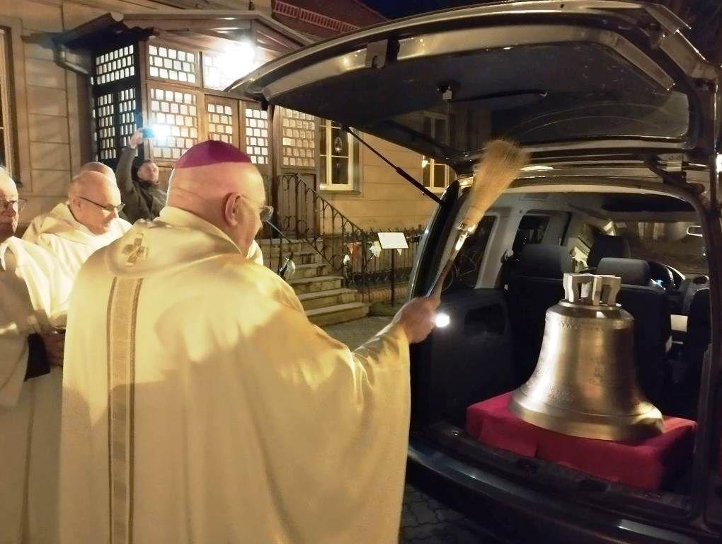 Połajewo: dzwon Miriam jako wotum wdzięczności za nawiedzenie Matki Bożej i jubileusz diecezji